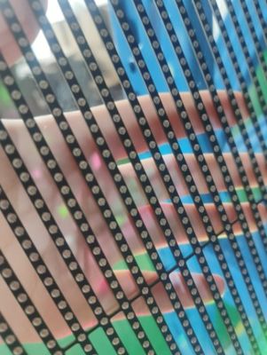1000×500mm 透明ガラスLEDディスプレイ 広告ディスプレイ 32873 ピクセル ODM FCC