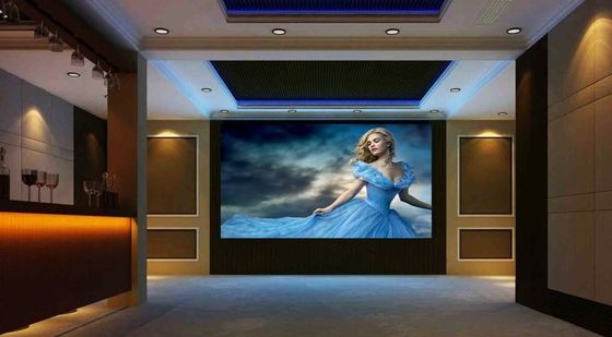 140°広視野角800cd/㎡、AC220V入力電圧用ファインピッチLEDスクリーン