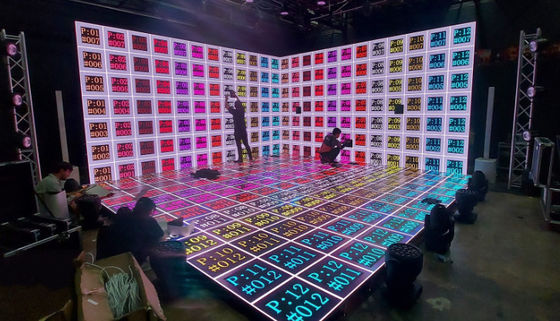 カスタマイズされたサイズ LEDダンスフロア IP65 軽量 商業用イベント用
