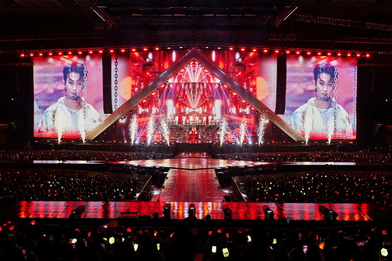 P3.91 ダイカストアルミニウムキャビネット 高解像度屋内レンタルLEDディスプレイ