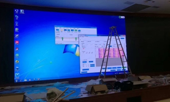 512×512mm P2はビデオ壁モジュールをパネルをはめる屋内800cd 1R1G1Bに導いた