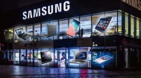 多彩なデジタルLED窓の表示画面のパネルSMD2020 32873ピクセル