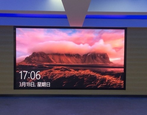 14bitsは飾り戸棚モジュールのパネル640*480mmを導いた