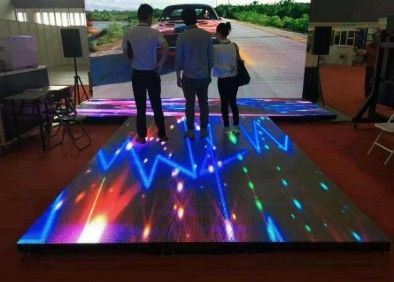 フル カラーの1/10のスキャンLEDダンス・フロアはW40*H40dots 25600の点M2を表示する