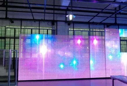 Longdaの透明なガラス壁導かれたスクリーン5000cd P3.91mm